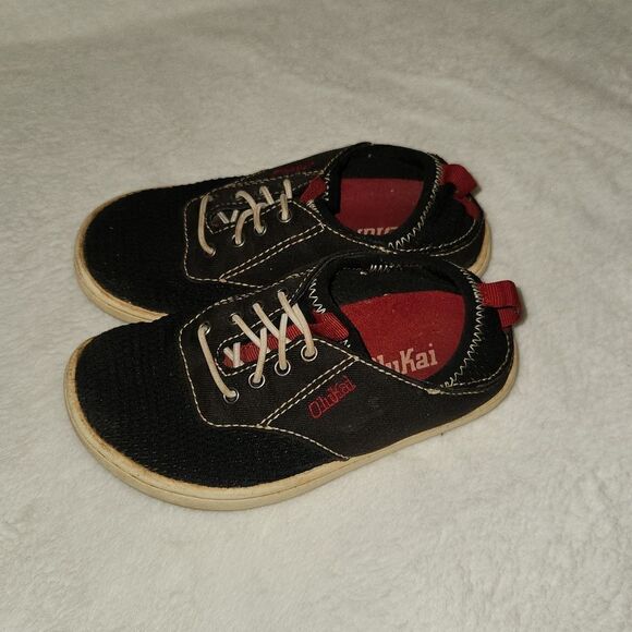 Olukai Slip On Boys Shoes 8 - Picture 3 of 6